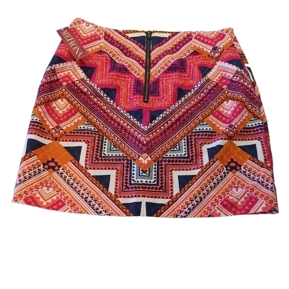 MERONA abstract mini skirt - Picture 2 of 8